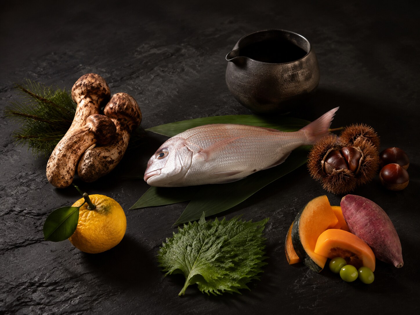 真鯛、松茸、栗、柚子など秋の食材